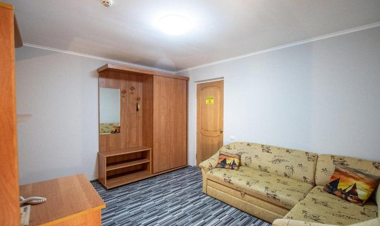 Отель "Центральный"